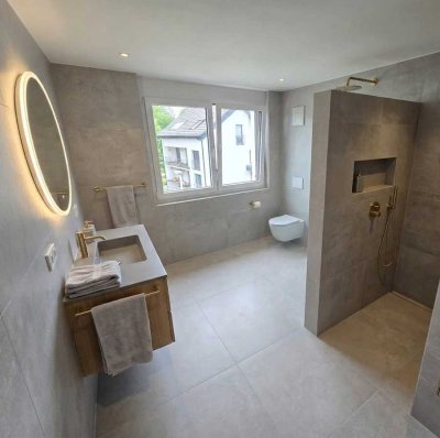 Erstbezug 2 Zimmer Wohnung direkt am Park