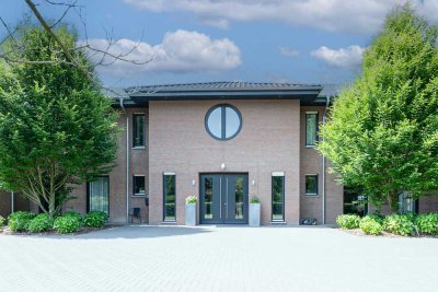 Wohnen am Waldrand – Exklusives Familienanwesen mit Stil und Weitblick in Selfkant-Süsterseel!