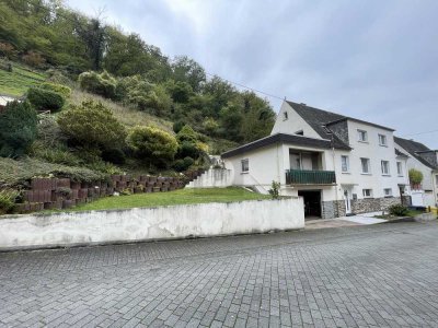 CHARMANTES ALTBAUOBJEKT MIT AUSBAUPOTENTIAL