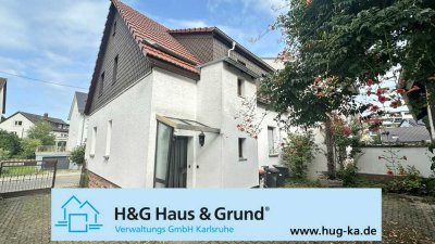 FREI! Einfamilienhaus (DHH) mit Scheune und schönem Garten in Grötzingen