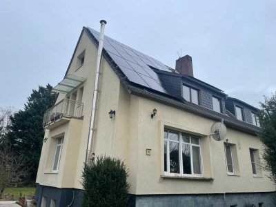 Große 4,5-Zimmer Wohnung mit 2-Balkone und Stellplatz