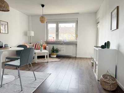 3-Zimmer Stadtapartment mit Balkon und Gartenblick für Singles oder Paare
