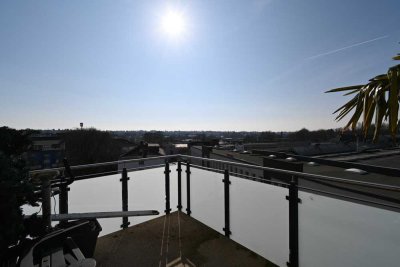 **** Penthouse-Feeling pur, mit dem Aufzug in die Wohnung und die Ruhe genießen.....****