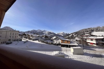 Erstbezugswohnung in sonniger Lage mit Bergblick (06618)