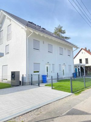 Moderne Doppelhaushälfte in Germering mit hochwertiger Ausstattung & 2 Stellplätzen