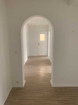 Renovierte 5-Zimmer Wohnung im 4. OG mit Balkon in Hagen-Mittelstadt