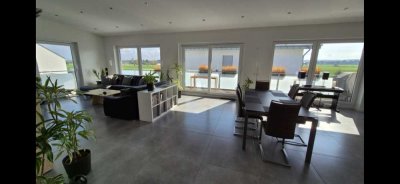 Moderne 4-Zimmer Wohnung mit Balkon im 2. OG in Bergheim