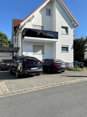 Frisch sanierte, perfekte 2-Zimmerwohnung mit Terrasse, Stellplatz & moderner Ausstattung