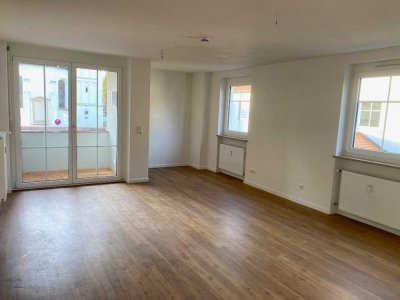 Helle 3-Zimmer Wohnung mit 2 Balkonen in Aystetten zu vermieten
