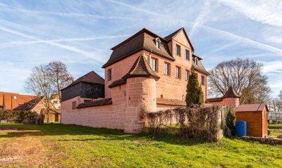 Amtsschloss Nürnberg – Schloss Lonnerstadt mit Geschichte und Zukunft *Provisionsfrei*