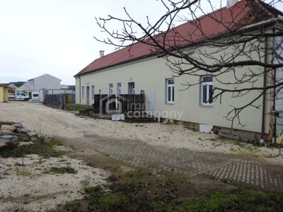 Gewerbeobjekt im Bezirk Hollabrunn steht zum Verkauf oder Vermietung!!!