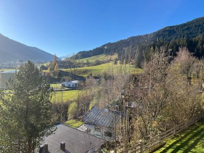 Behagliche Landhauswohnung mit Balkon