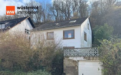 +++BAD KREUZNACH AGNESIENBERG: SANIERUNGSBEDÜRFTIGES EINFAMILIENHAUS IN TOP LAGE+++