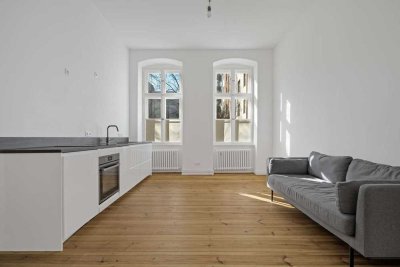 Altbau trifft Moderne: Hochwertig sanierte 1,5-Zimmer-Wohnung mit viel Charme