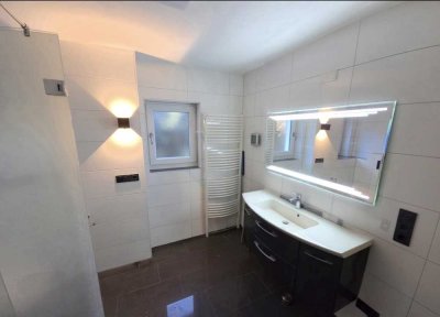 Exklusive 3 Zi.-Wohnung in Ingolstadt's bester Südwest Lage nähe Hbf mit EBK