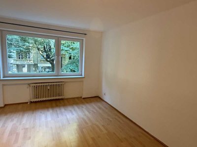 1 Zimmer Wohnung Wiesbaden-Rheingauviertel