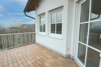5-Zimmer-Maisonette-Wohnung mit Balkon und Weitsicht in ruhiger Lage von Bad Breisig