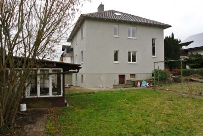 Befristeter Mietvertrag für 11 Monate !!!  - moderne EBK  -  Holzboden -  Terrasse  -  Garten