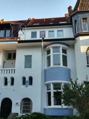 Zauberhafte 1,5-Zimmer-Wohnung mit Balkon in Zoo-Hannover!