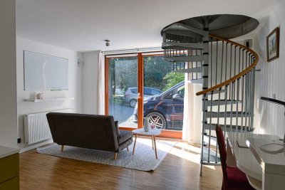 Möblierte, stilvolle Maisonette-Wohnung mit gehobener Innenausstattung