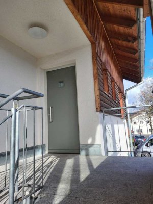 3-Zimmer Maisonette-Wohnung mit Balkon in Aying