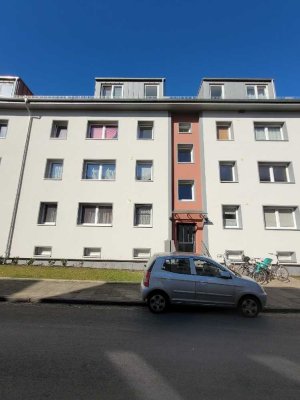 Anzumieten ab 01.07.2025! - Großzügige 1-Raum-Wohnung im Stendaler Ring!