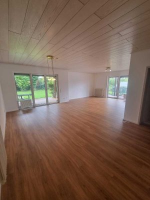 Erstbezug nach Sanierung: 3,5-Zimmer-Wohnung mit Garten und Terrasse in Schöllkrippen