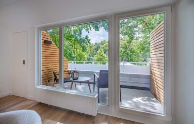 Hochwertig sanierte Maisonette-Wohnung mit drei Zimmern in Hamburg - Nienstedten