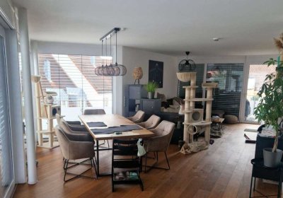 Mietobjekt: Schöne 4-Zi.-Penthouse-Wohnung in Memmingen