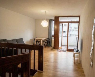 Stilvolle MaisonetteWohnung nahe Deutsche Oper