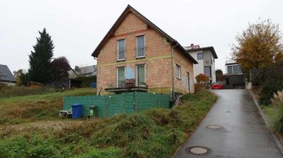 Einfamilienhaus mit Restfertigstellungsbedarf in TOP-Lage!!!