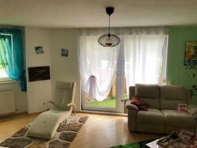 Neuenbürg - Neuwertige 3 1/2-Zimmer-ETW mit Balkon u. Aufzug in Top-Aussichtslage!