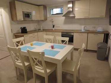 4-Raum-Wohnung mit Einbauküche in Stuttgart-Süd