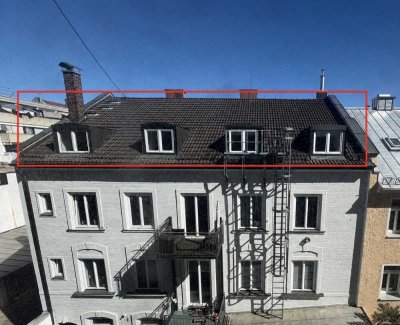 Bezugsfreie DG Wohnung im Rückgebäude- Beste  Lage im Glockenbachviertel