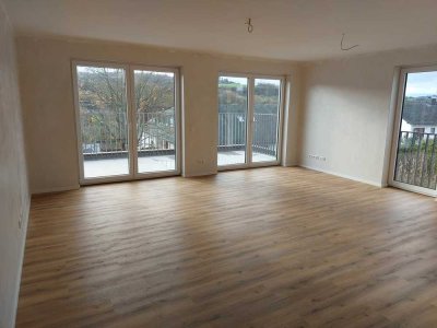 Seniorengerechte barrierefreie 2-Zimmer Wohnung (Neubau) mit Balkon in Leun