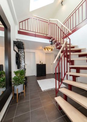 Exclusive 3-Raum-Maisonette-Wohnung mit großem  Balkon,  in unmittelbarer S- Bahn- Nähe