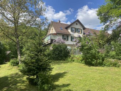 Traumhaftes Forsthaus in idyllischer "Fast"-Alleinlage auf der Ostalb, 27.368 m² Wald+Wiesen