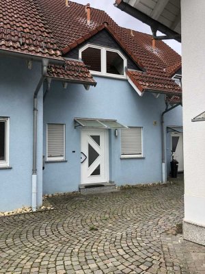 Freundliches und gepflegtes 4-Zimmer-Reihenhaus mit EBK in Mehlingen