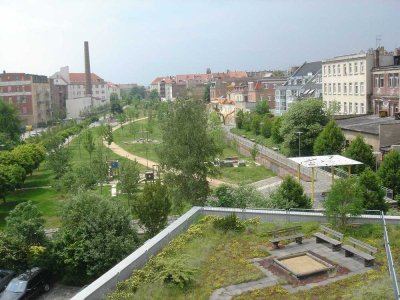 GROSSZÜGIGES WOHNEN mit freiem Blick über Henriettenpark: 3-Raum-Whg. 87 m² im 1. OG