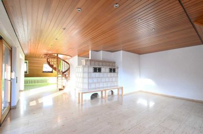 Bezugsfreie Maisonette-Eigentumswohnung mit
2 Balkonen, Gartenanteil und Garage