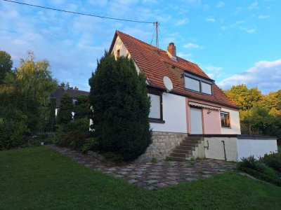 Zweifamilienhaus mit großem Garten und traumhafter Ruhe in Würzburg-Grombühl