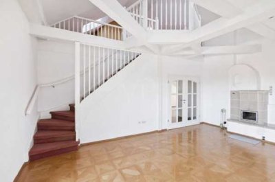 Großzügige 5-Zimmer Wohnung mit Terrasse und Sauna in Augsburg Innenstadt