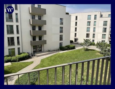 Wohnen mit Süd-West-Balkon und Blick ins Grüne: 2 Zimmer + Einbauküche + modernes Wannenbad, Aufzug