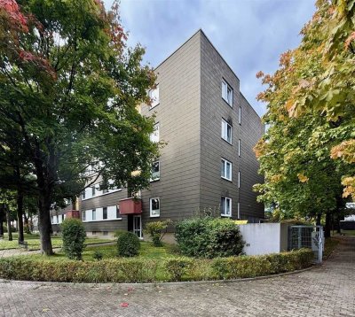 Bezugsfreie 2,5-Zimmer-Whg. mit Essdiele, Balkon und Stellplatz // Elmschenhagen-Süd