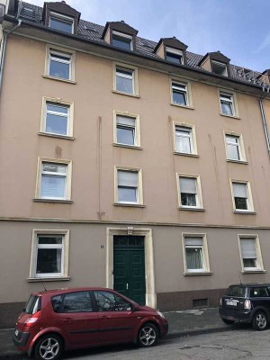 Schöne, geräumige Altbau-1-Zimmer Wohnung