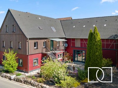 Kernsaniertes Bauernhaus mit großen Scheunen, viel Platz & Naturidylle nahe Ebermannstadt