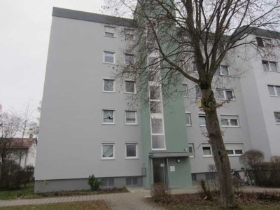 Wunderschöne 3-Zimmerwohnung in Landshut-West mit Balkon
und Einzelgarage