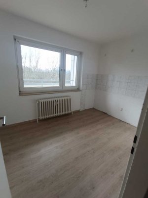 2-Zimmer-Wohnung mit  Balkon zu vermieten