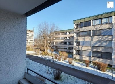 TOP renovierte Garçonnière mit sonniger Loggia in Salzburg-Maxglan