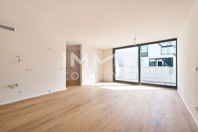 NEW! Modernes Dachgeschoss mit großer Loggia und Weitblick. ERSTBEZUG!